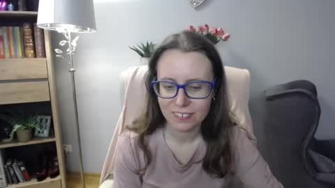 Lizzy online show from 03/25/26, 05:35