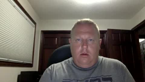 lkn4fun32 online show from 05/02/26, 05:23