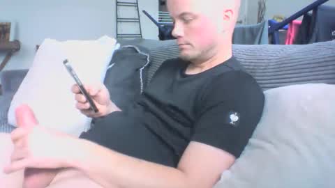 lucas online show from 10/14/25, 02:51