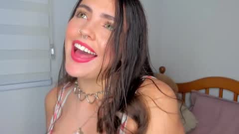 Snapshot of llanna_ chatting on 02/10/25, 06:09 Llanna online show from 02/10/25, 06:09