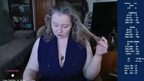 Lia online show from 04/17/26, 01:58