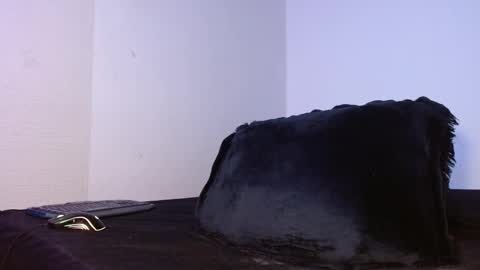 Snapshot of lliamm_2 chatting on 09/29/25, 03:44 lliamm 2 online show from 09/29/25, 03:44