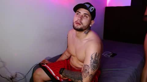 lliamm 2 online show from 12/21/25, 07:15