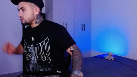 lliamm 2 online show from 06/01/26, 05:09
