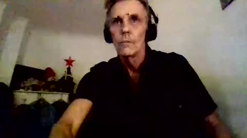 ellbee online show from 10/19/25, 09:26