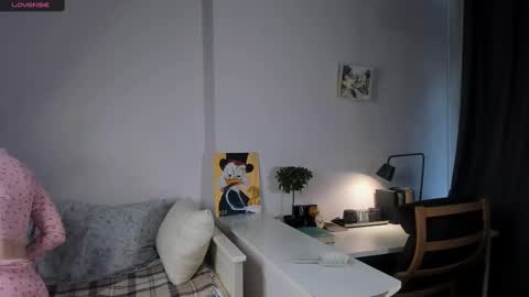 Snapshot of llkadream chatting on 02/15/25, 08:22 Arina online show from 02/15/25, 08:22