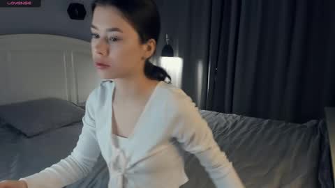 Snapshot of llkadream chatting on 03/02/25, 06:27 Arina online show from 03/02/25, 06:27