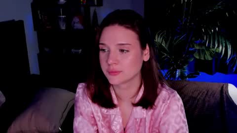 Snapshot of llkadream chatting on 03/07/25, 03:19 Arina online show from 03/07/25, 03:19