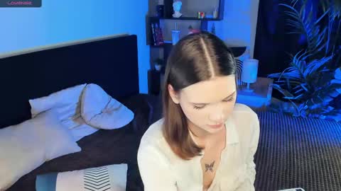 Snapshot of llkadream chatting on 03/12/25, 08:52 Arina online show from 03/12/25, 08:52