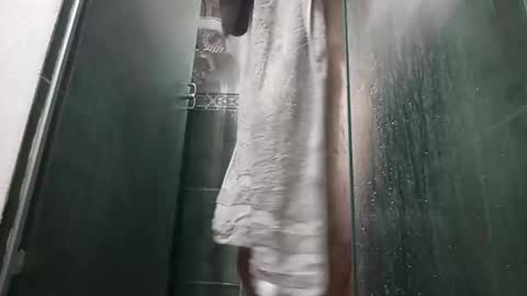 Snapshot of llousedmaster chatting on 11/02/25, 06:43 Lloused online show from 11/02/25, 06:43