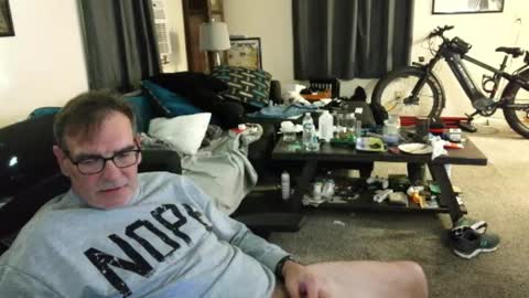 Snapshot of lngdickdaddy chatting on 10/24/25, 01:13 LongDick Daddy online show from 10/24/25, 01:13