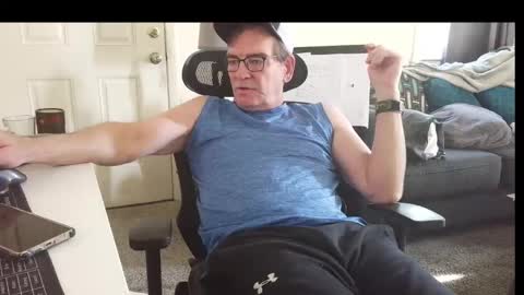 Snapshot of lngdickdaddy chatting on 11/17/25, 06:03 LongDick Daddy online show from 11/17/25, 06:03