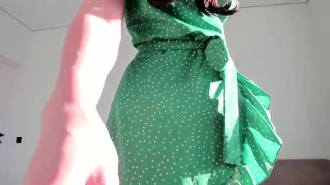 Emi online show from 02/26/26, 03:05