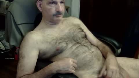 Snapshot of loades182025 chatting on 09/24/25, 02:04 loades182025 online show from 09/24/25, 02:04