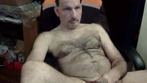 Snapshot of loades182025 chatting on 10/28/25, 02:37 loades182025 online show from 10/28/25, 02:37