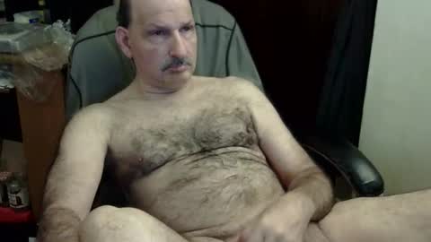 loades182025 online show from 01/06/26, 03:21