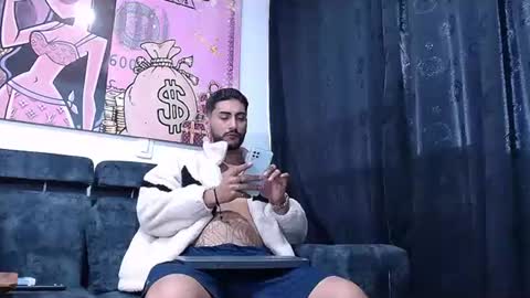 lobocruzlatino online show from 01/26/25, 12:22