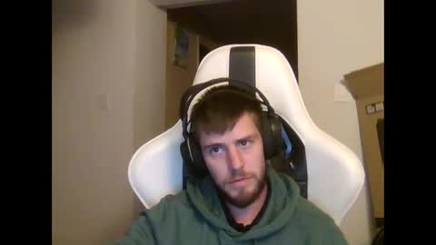 Snapshot of lobotomy54 chatting on 09/28/25, 09:31 lobo online show from 09/28/25, 09:31