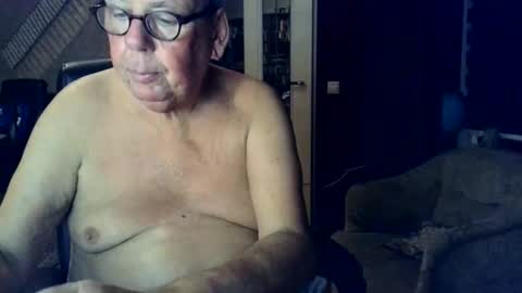 Snapshot of loebet chatting on 11/07/25, 04:40 Loebet online show from 11/07/25, 04:40