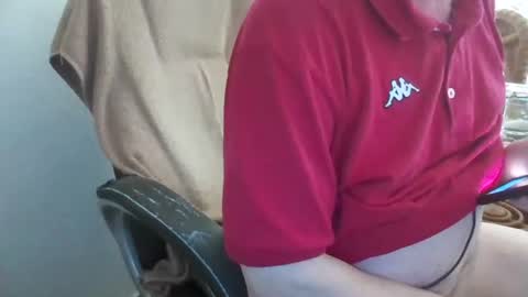 Snapshot of loewe39238 chatting on 03/08/26, 09:24 loewe39238 online show from 03/08/26, 09:24