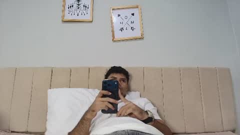 Snapshot of logan_9_ chatting on 07/19/26, 11:19 logan online show from 07/19/26, 11:19