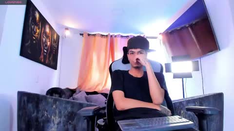 logan_crown online show from 06/08/26, 01:55