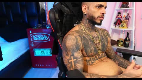 Snapshot of logan_hugh8 chatting on 12/19/24, 08:55 logan_hugh8 online show from 12/19/24, 08:55