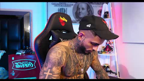 Snapshot of logan_hugh8 chatting on 02/28/25, 07:48 logan_hugh8 online show from 02/28/25, 07:48