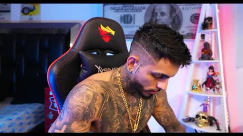 Snapshot of logan_hugh8 chatting on 03/03/25, 01:20 logan_hugh8 online show from 03/03/25, 01:20