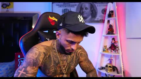 Snapshot of logan_hugh8 chatting on 03/05/25, 10:44 logan_hugh8 online show from 03/05/25, 10:44