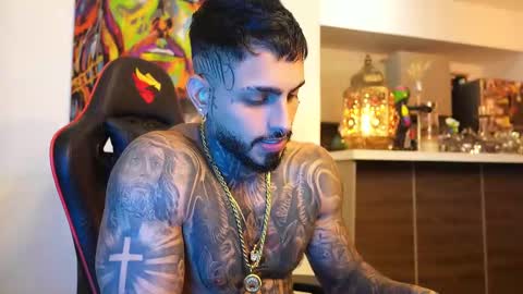 Snapshot of logan_hugh8 chatting on 10/04/25, 06:44 logan_hugh8 online show from 10/04/25, 06:44