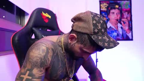 Snapshot of logan_hugh8 chatting on 11/14/25, 05:39 logan_hugh8 online show from 11/14/25, 05:39