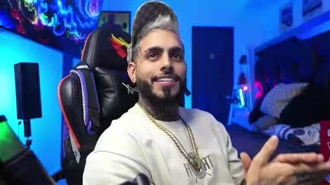 Snapshot of logan_hugh8 chatting on 02/03/26, 06:22 logan_hugh8 online show from 02/03/26, 06:22