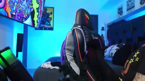 Snapshot of logan_hugh8 chatting on 02/12/26, 02:50 logan_hugh8 online show from 02/12/26, 02:50