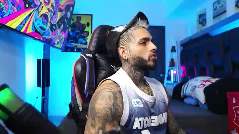 Snapshot of logan_hugh8 chatting on 02/15/26, 08:38 logan_hugh8 online show from 02/15/26, 08:38