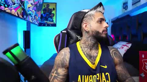 Snapshot of logan_hugh8 chatting on 02/17/26, 12:23 logan_hugh8 online show from 02/17/26, 12:23