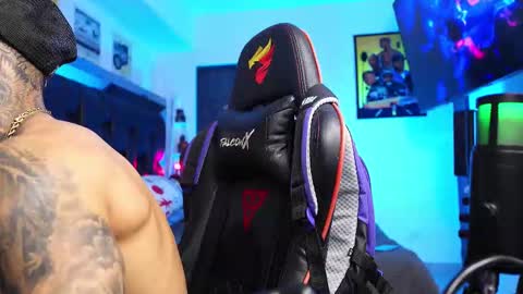 Snapshot of logan_hugh8 chatting on 02/25/26, 01:15 logan_hugh8 online show from 02/25/26, 01:15