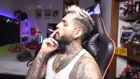 logan_hugh8 online show from 03/23/26, 05:11