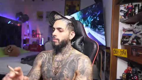 logan_hugh8 online show from 03/24/26, 06:40