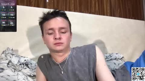 Snapshot of logan_mett chatting on 10/30/25, 08:53 Logan online show from 10/30/25, 08:53