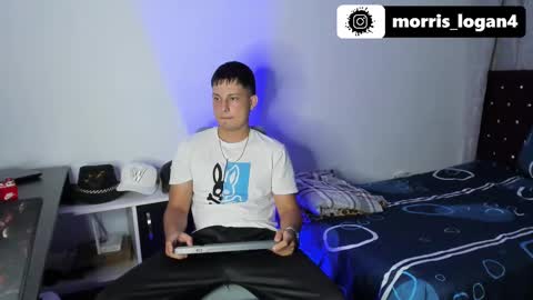 Logan morris online show from 02/02/25, 01:02