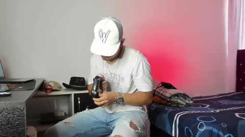 Logan morris online show from 02/20/25, 09:20