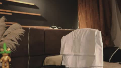 logan_varela online show from 01/30/25, 04:27