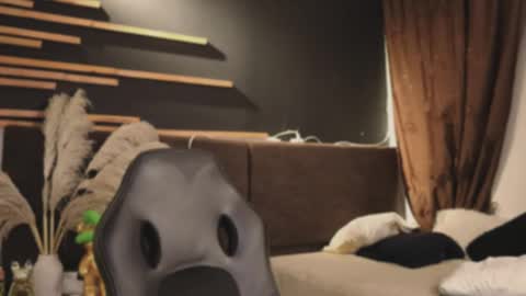 logan_varela online show from 02/01/25, 02:47