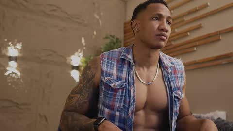 logan_varela online show from 02/08/26, 03:04