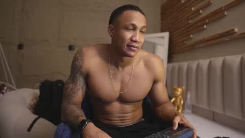 logan_varela online show from 03/08/26, 03:05