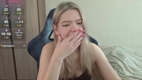 Snapshot of logandrive chatting on 12/20/25, 09:16 Logan and Katana online show from 12/20/25, 09:16