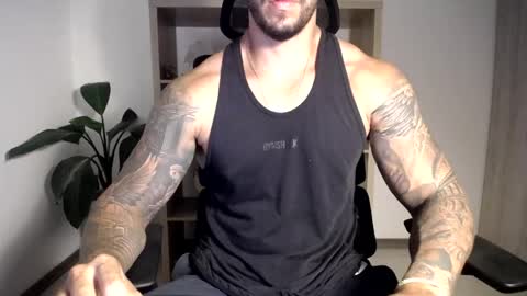 Snapshot of loganhod chatting on 05/14/26, 12:39 Logan Wolfp online show from 05/14/26, 12:39