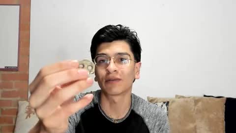 Snapshot of logannick chatting on 02/10/26, 08:18 Logan online show from 02/10/26, 08:18