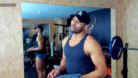 U can call me Logan online show from 02/23/26, 04:26